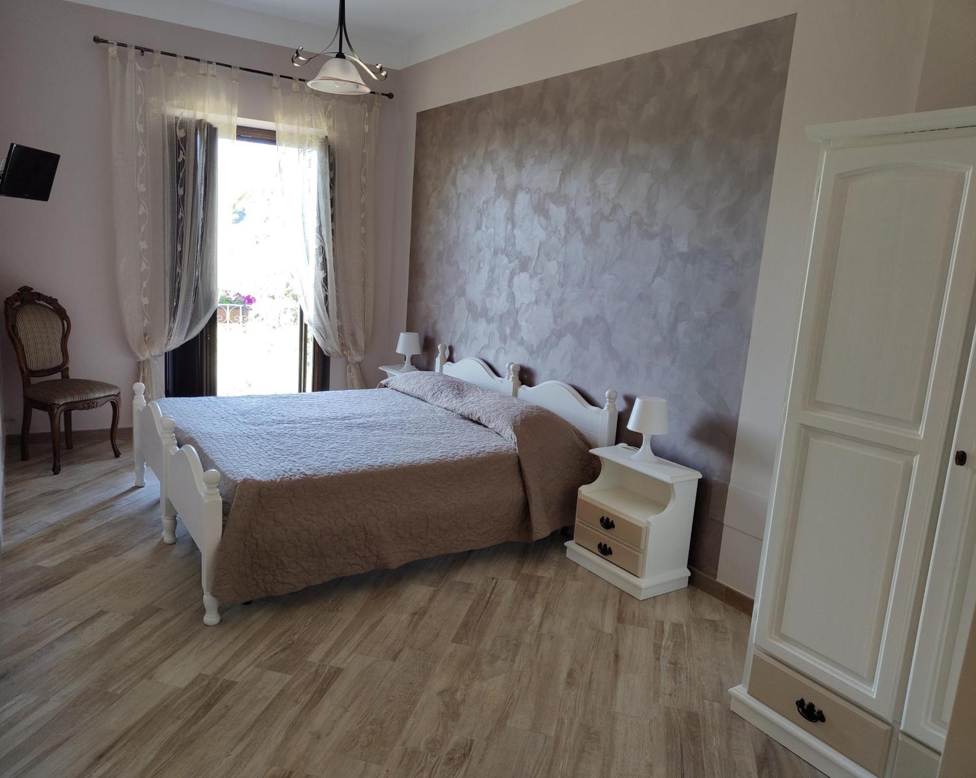 Agriturismo Donna Bianca Farm stay *