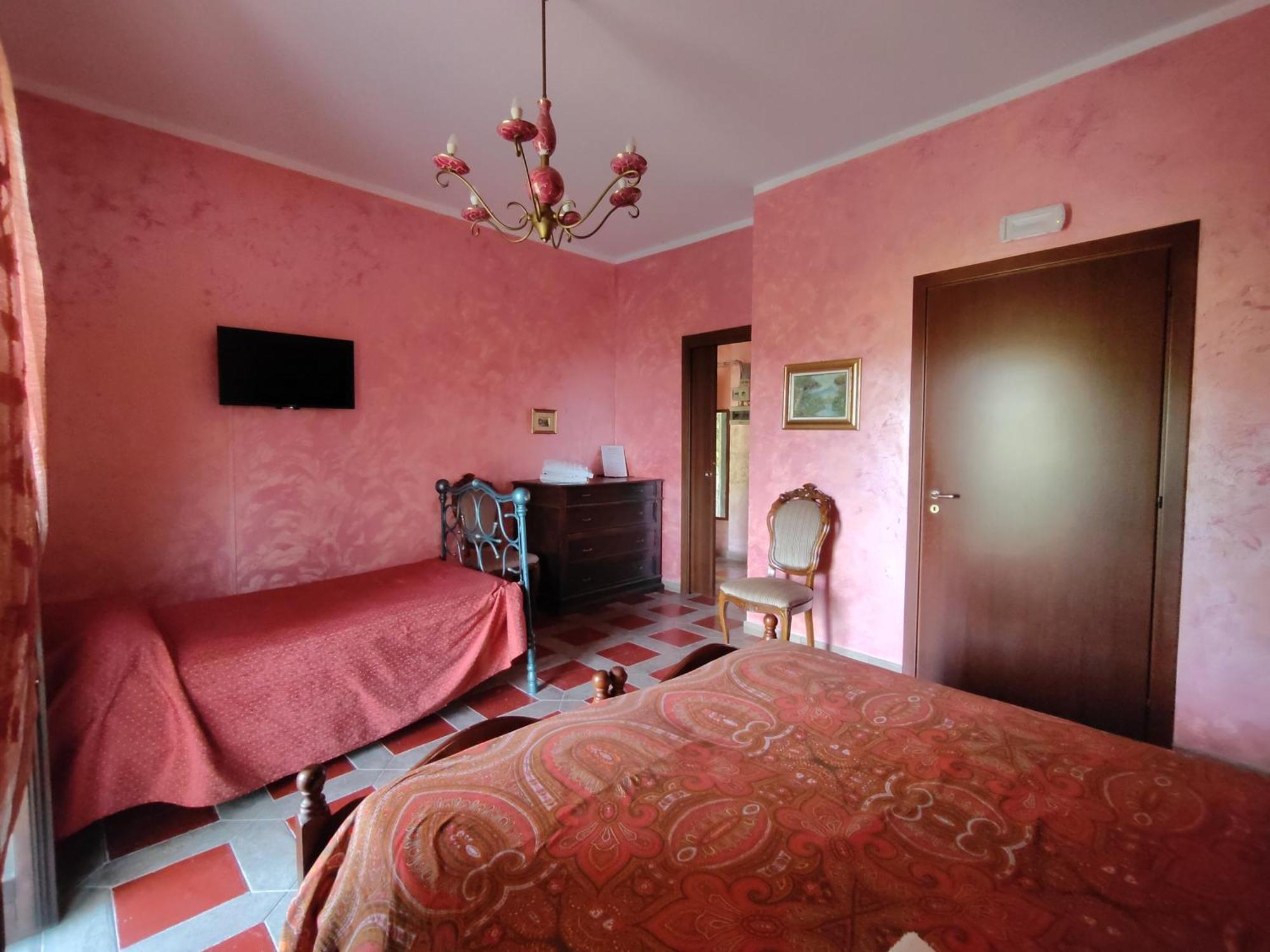 Agriturismo Donna Bianca Farm stay *