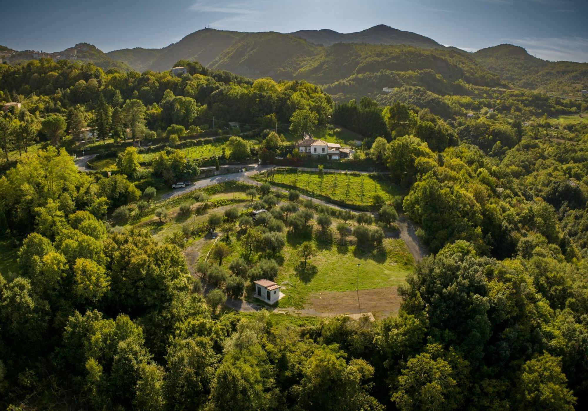Alloggio per agriturismo Donna Bianca *